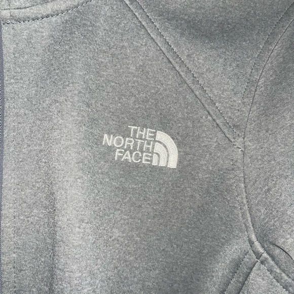 The North Face Women’s Windwall Jacket - Picture 9 of 13